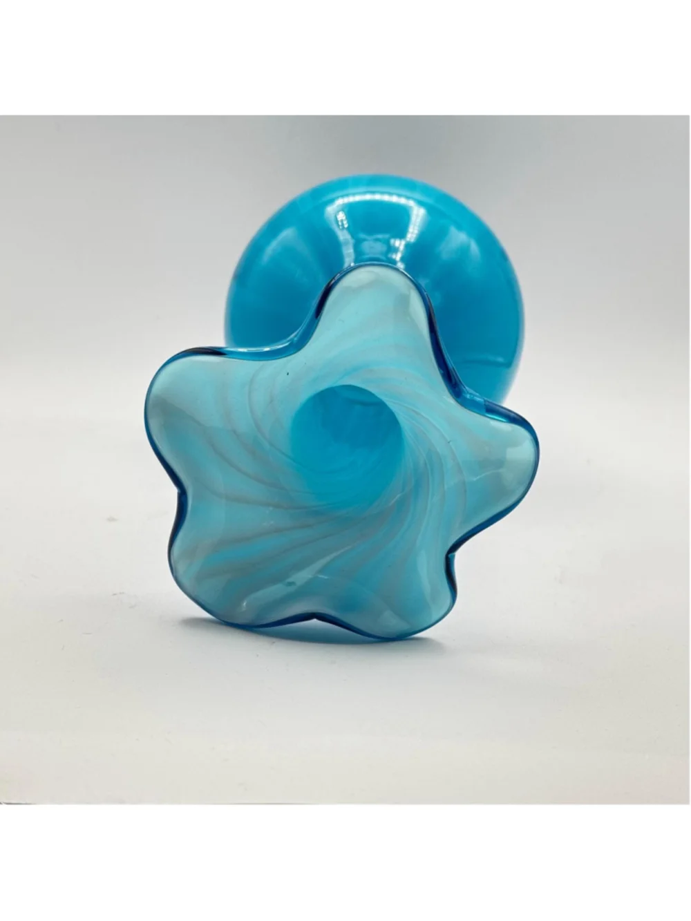 Hand Blown Glass Vase – Turquoise Aqua Spiral Optic Ruffled Rim 9”